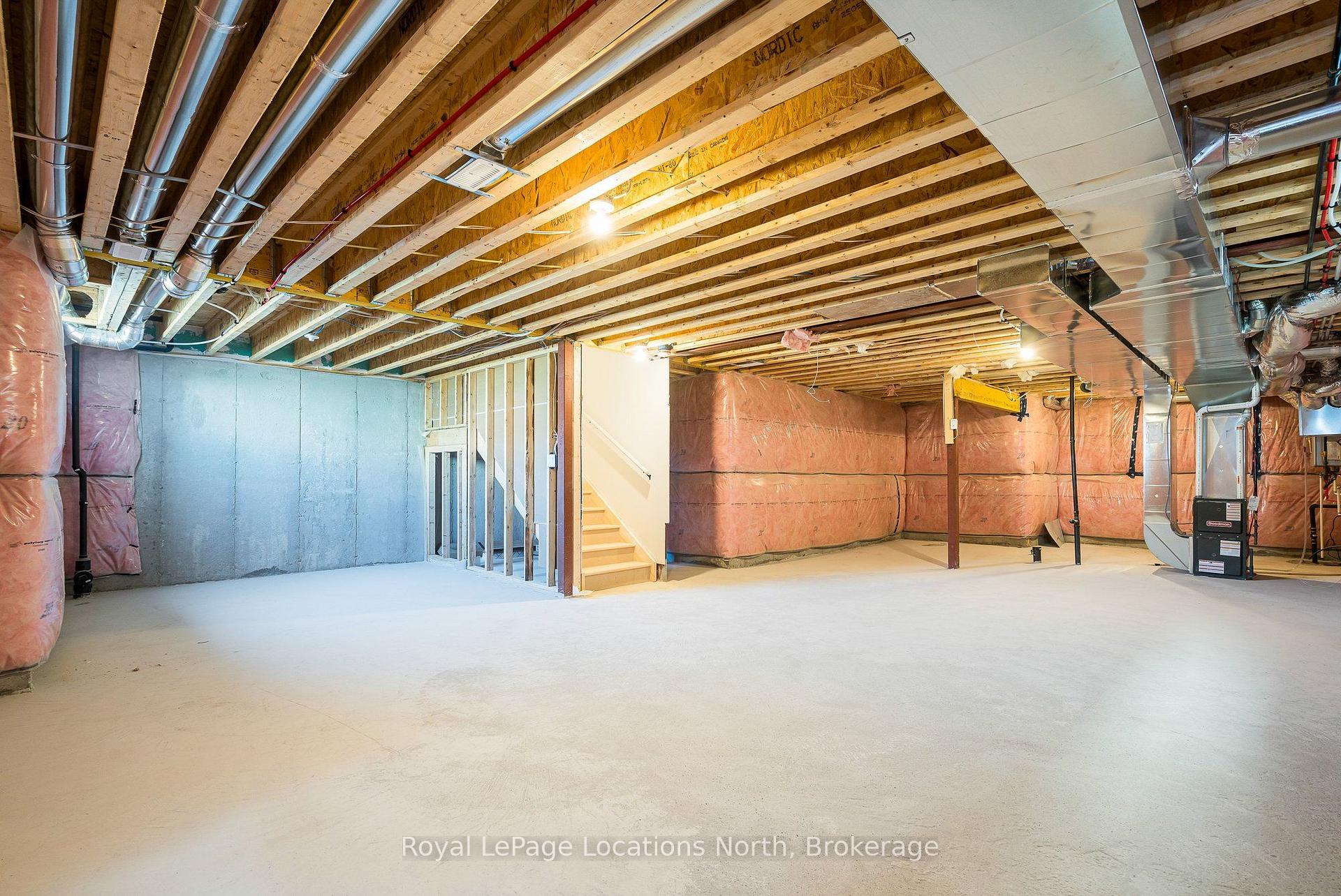 Photo 32 of 214 Stoneleigh Drive, Blue Mountains — HOMEH