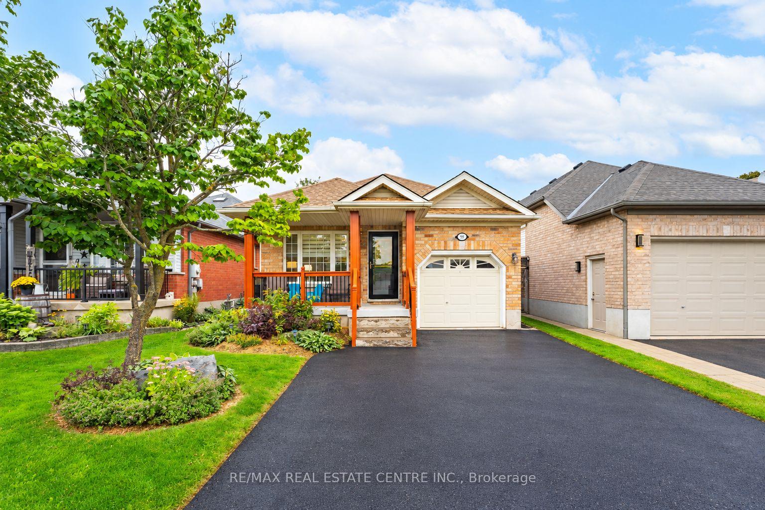 Photo 1 of 99 Glengarry Road, Orangeville — HOMEH