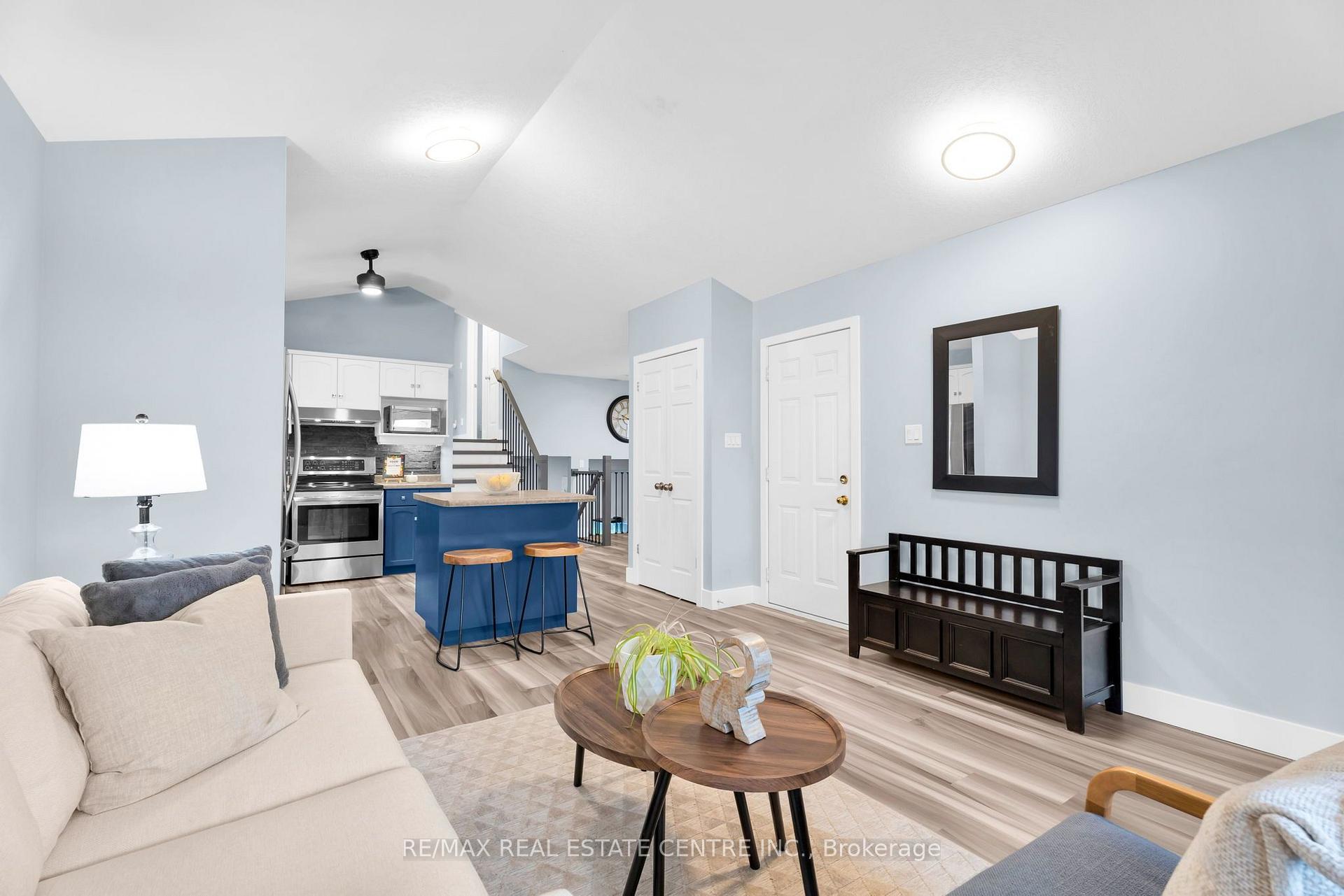 Photo 6 of 99 Glengarry Road, Orangeville — HOMEH