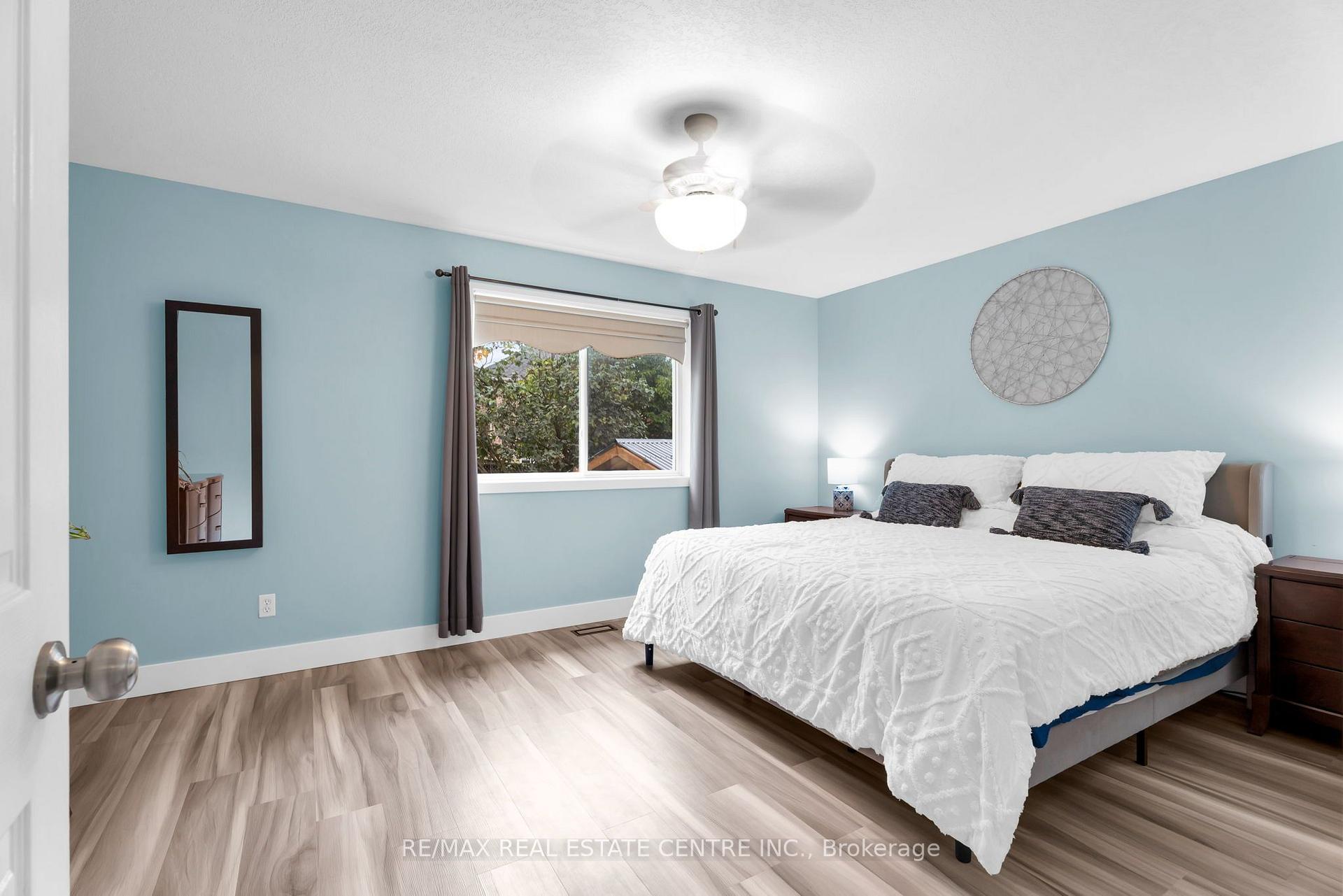 Photo 17 of 99 Glengarry Road, Orangeville — HOMEH