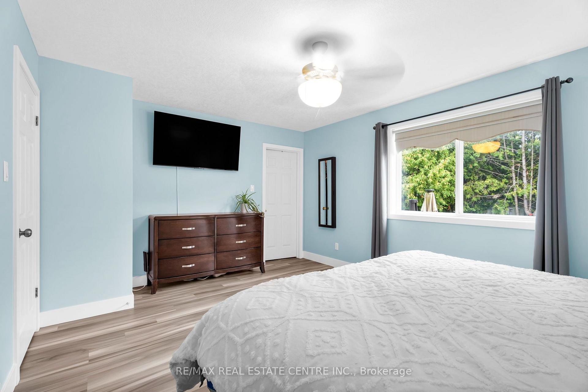 Photo 18 of 99 Glengarry Road, Orangeville — HOMEH