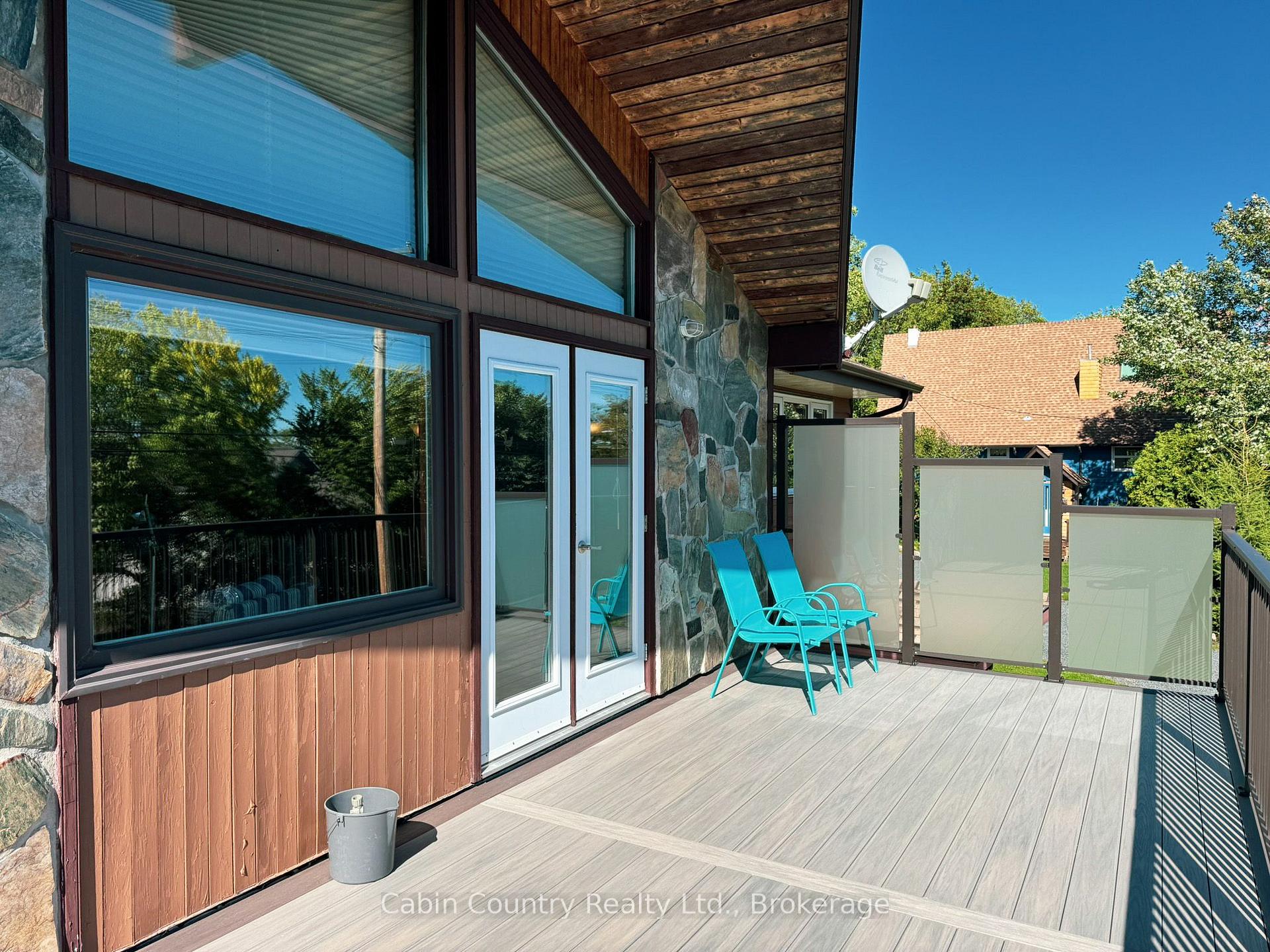 Photo 17 of 1220 Beach Road, Kenora, Keewatin — HOMEH