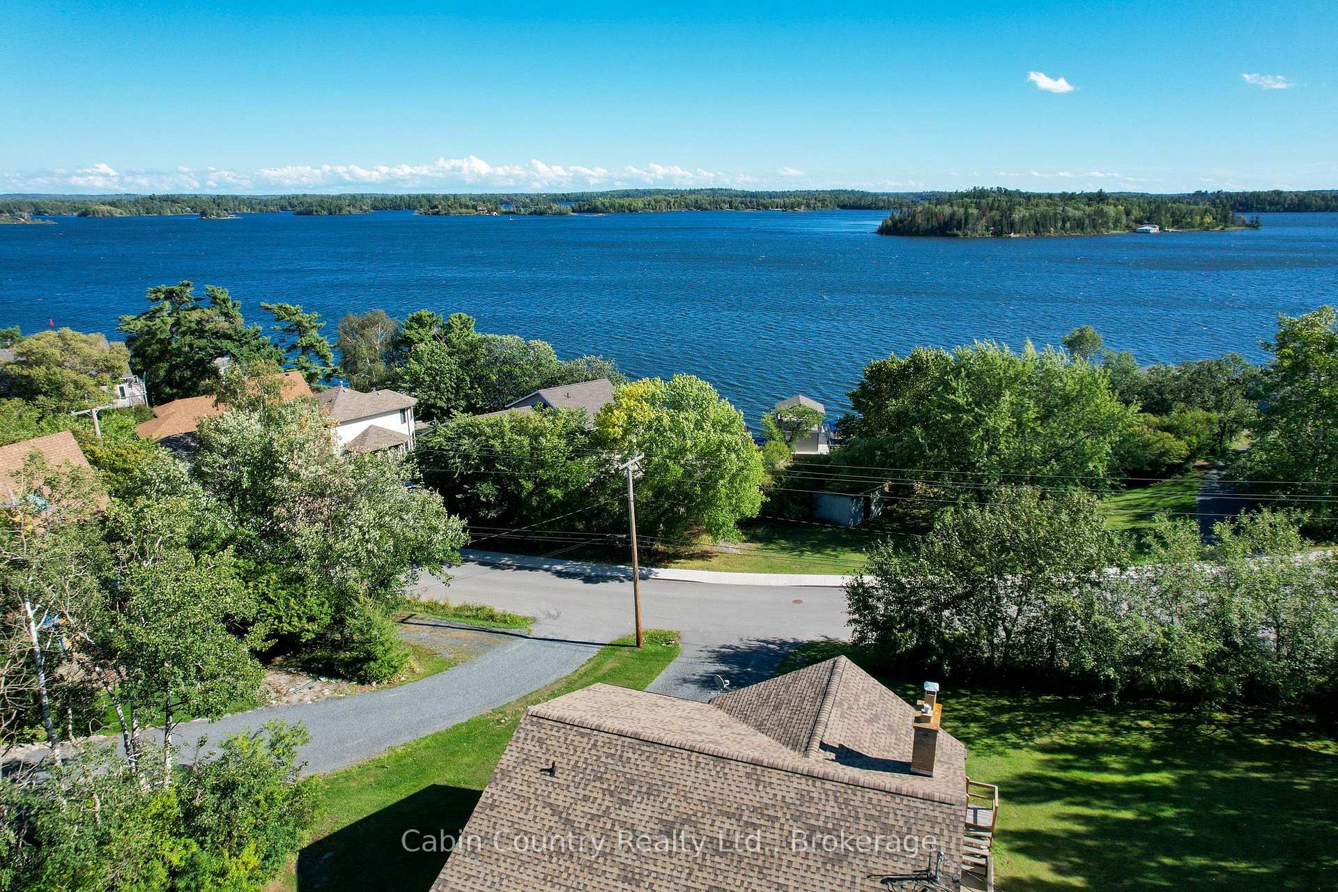 Photo 33 of 1220 Beach Road, Kenora, Keewatin — HOMEH