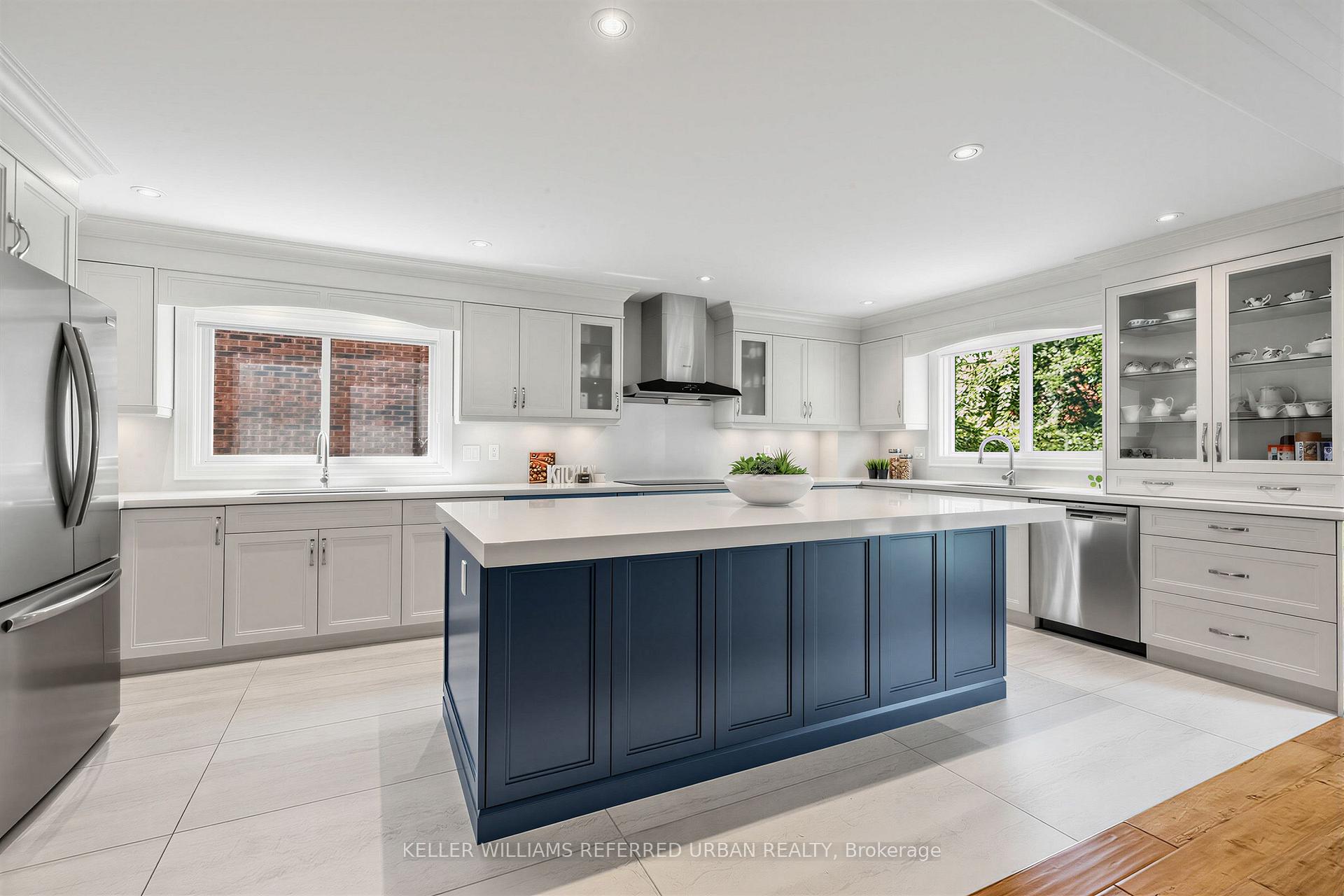 Photo 8 of 90 Holmes Avenue, North York, Willowdale East — HOMEH