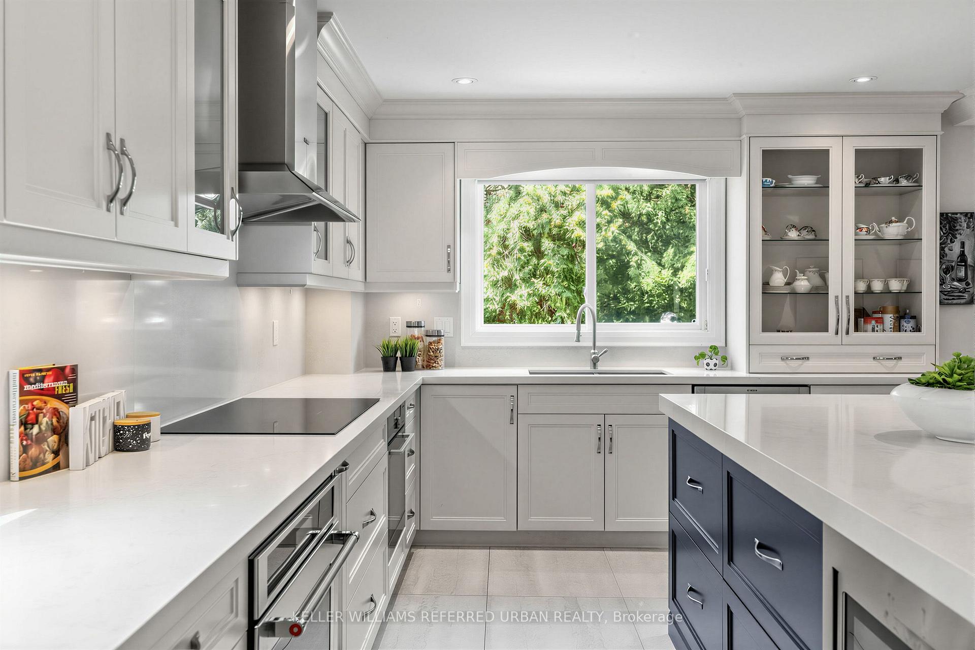 Photo 14 of 90 Holmes Avenue, North York, Willowdale East — HOMEH