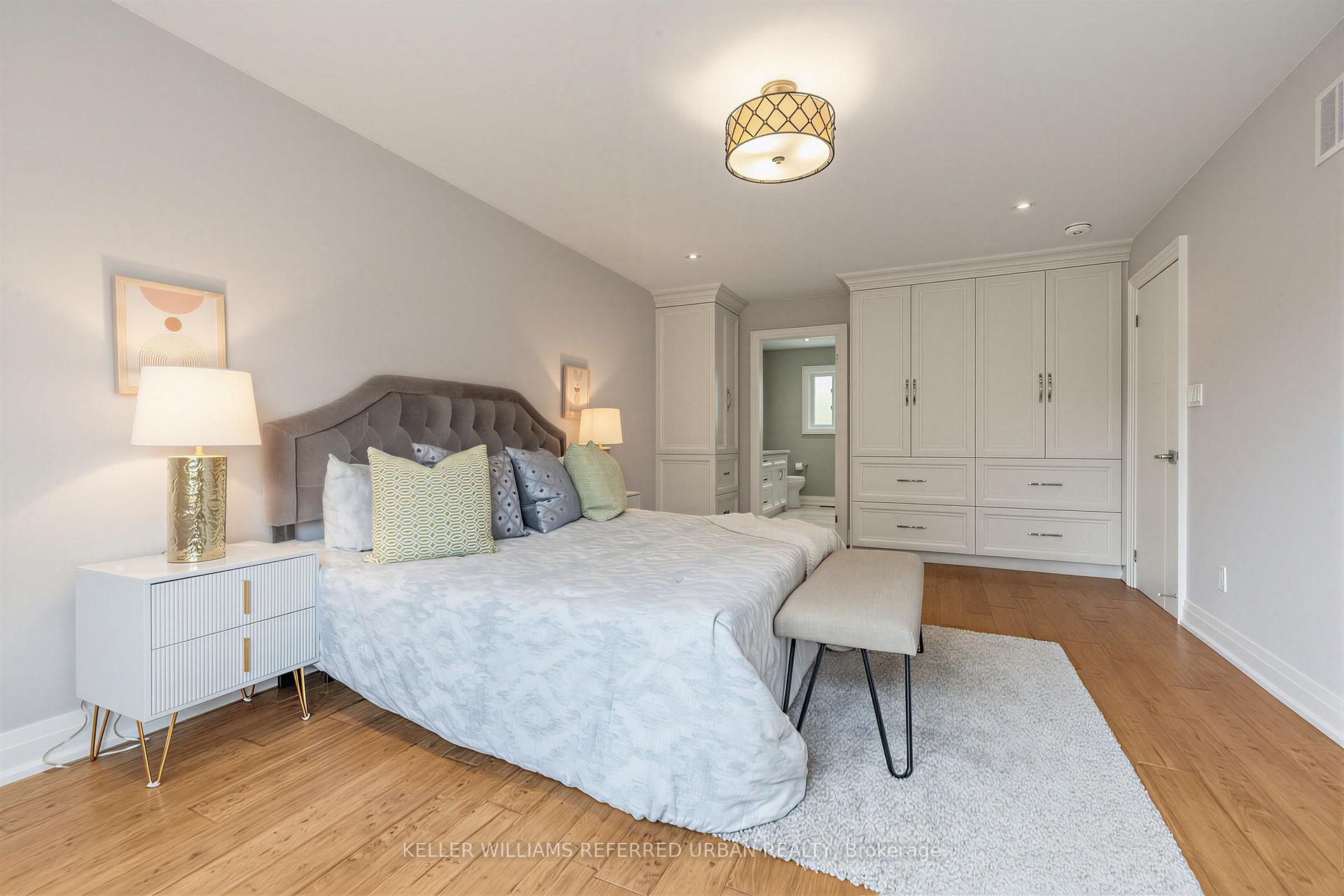 Photo 19 of 90 Holmes Avenue, North York, Willowdale East — HOMEH