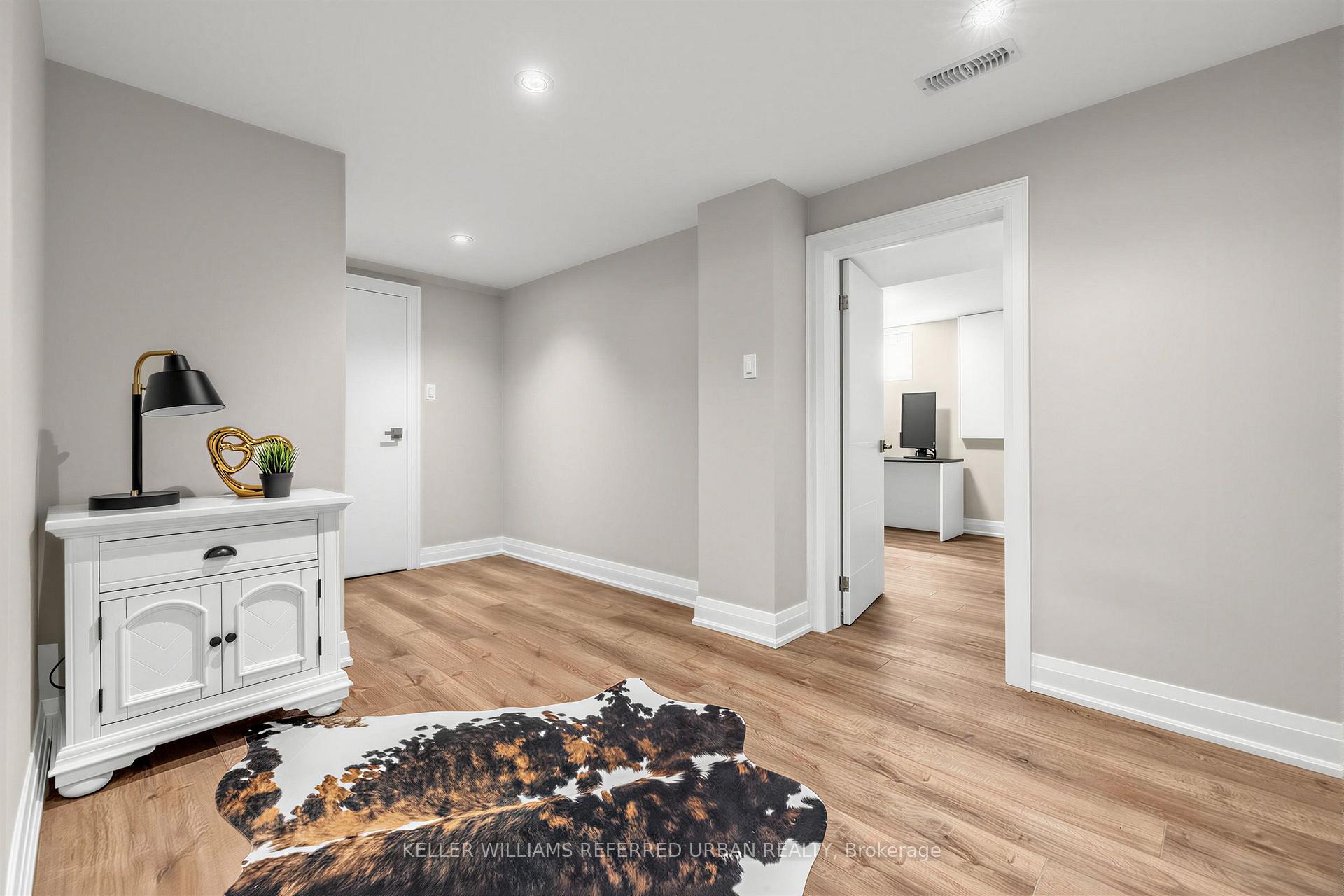 Photo 40 of 90 Holmes Avenue, North York, Willowdale East — HOMEH
