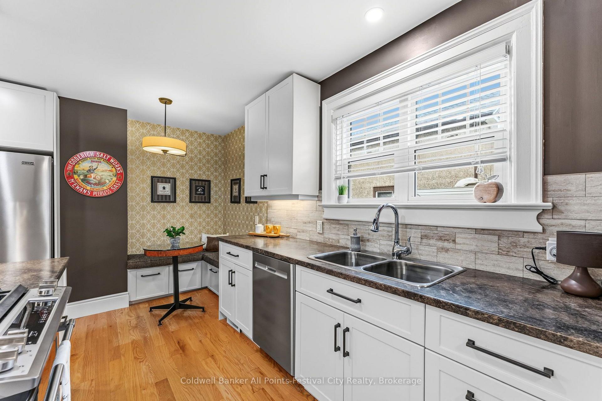 Photo 23 of 16 Britannia Road E, Goderich, Goderich (Town) — HOMEH