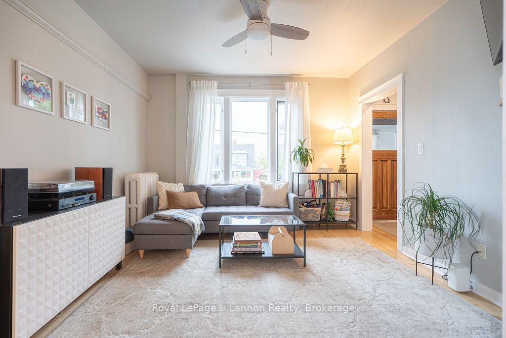 Photo 3 of 138 College Street, Thunder Bay, College Heights — HOMEH