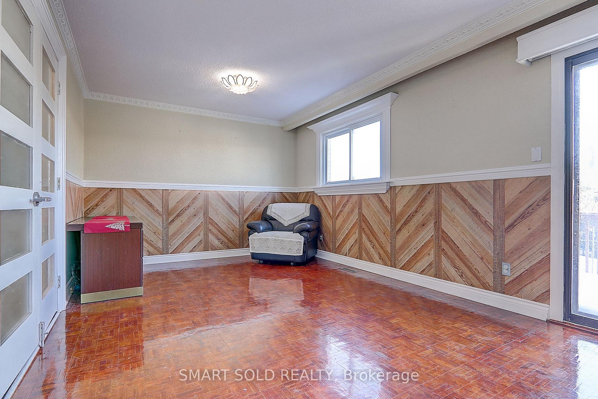 Photo 48 of 12 Glendinning Avenue, Scarborough, Steeles — HOMEH