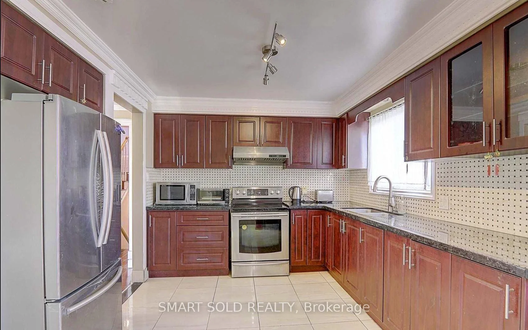 Photo 13 of 12 Glendinning Avenue, Scarborough, Steeles — HOMEH
