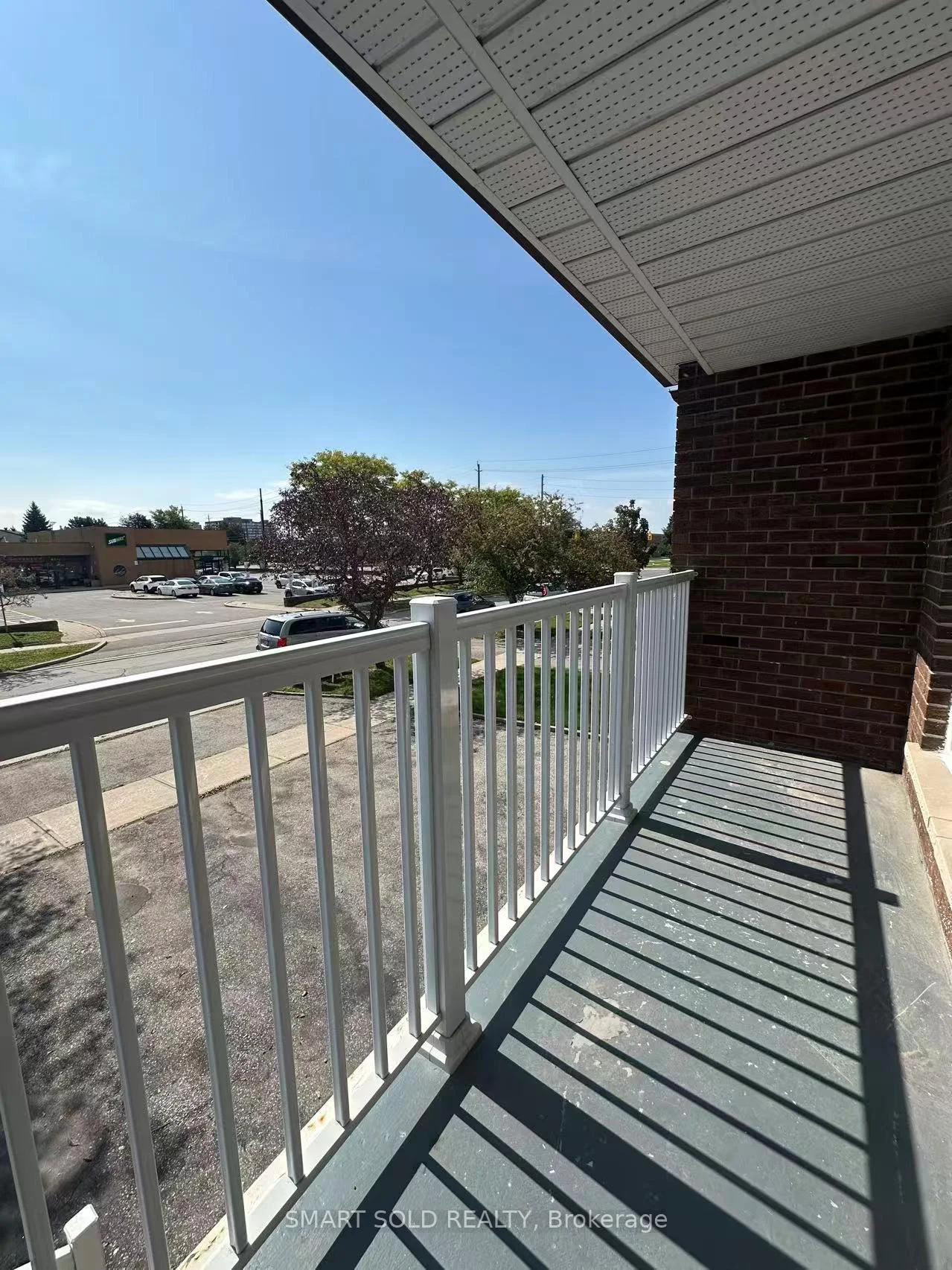 Photo 18 of 12 Glendinning Avenue, Scarborough, Steeles — HOMEH