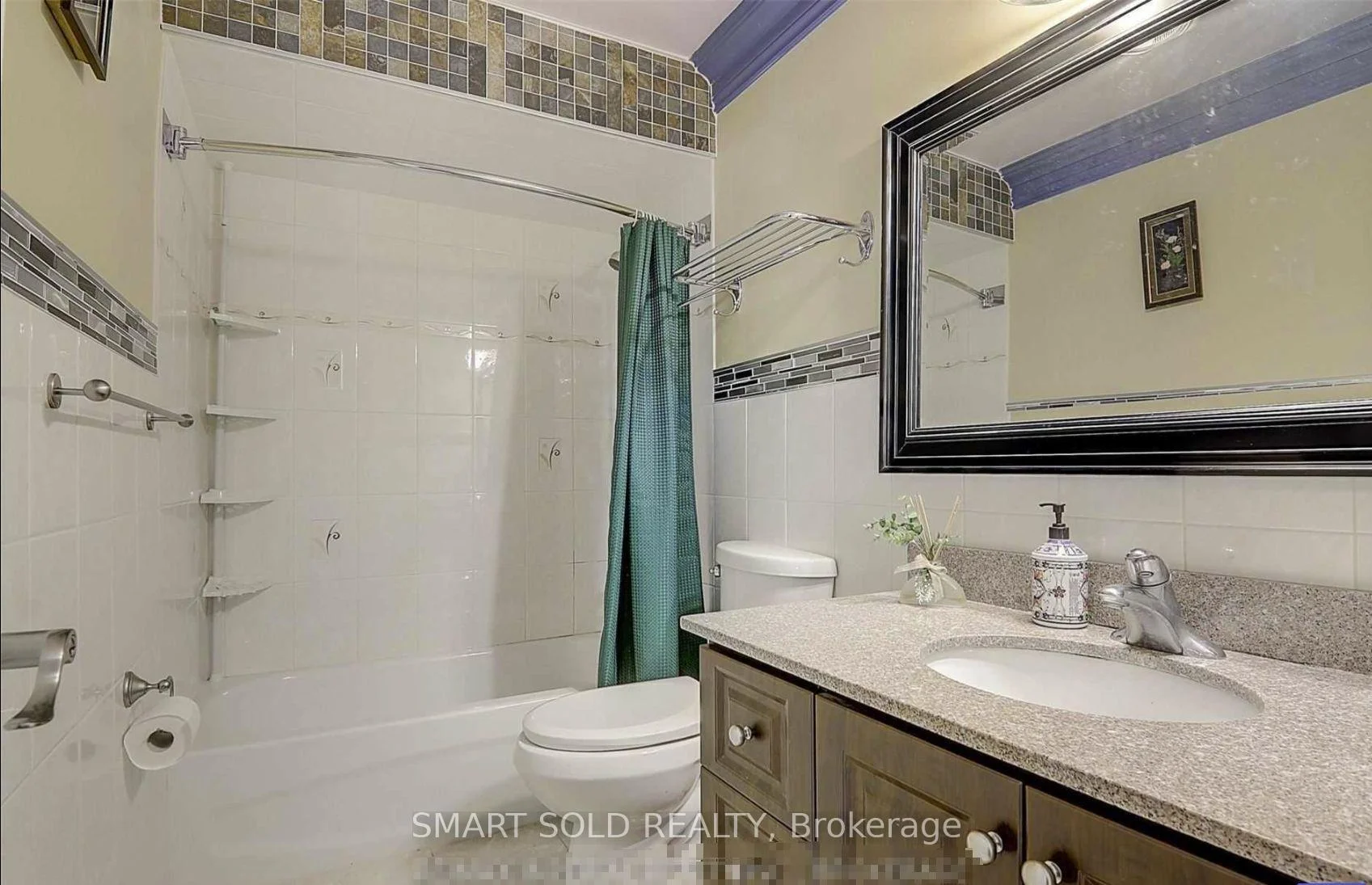 Photo 41 of 12 Glendinning Avenue, Scarborough, Steeles — HOMEH