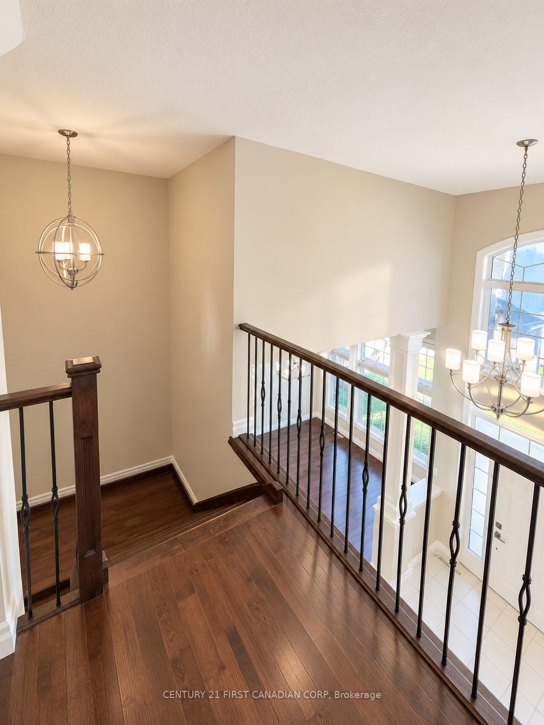 Photo 6 of 1025 Gleneagle Trail, London, North S — HOMEH