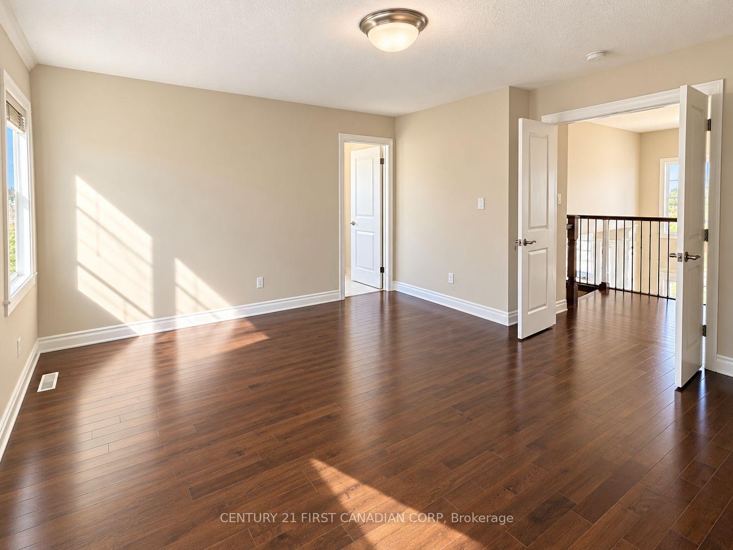 Photo 10 of 1025 Gleneagle Trail, London, North S — HOMEH