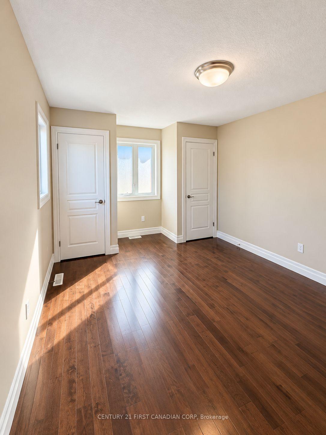 Photo 15 of 1025 Gleneagle Trail, London, North S — HOMEH