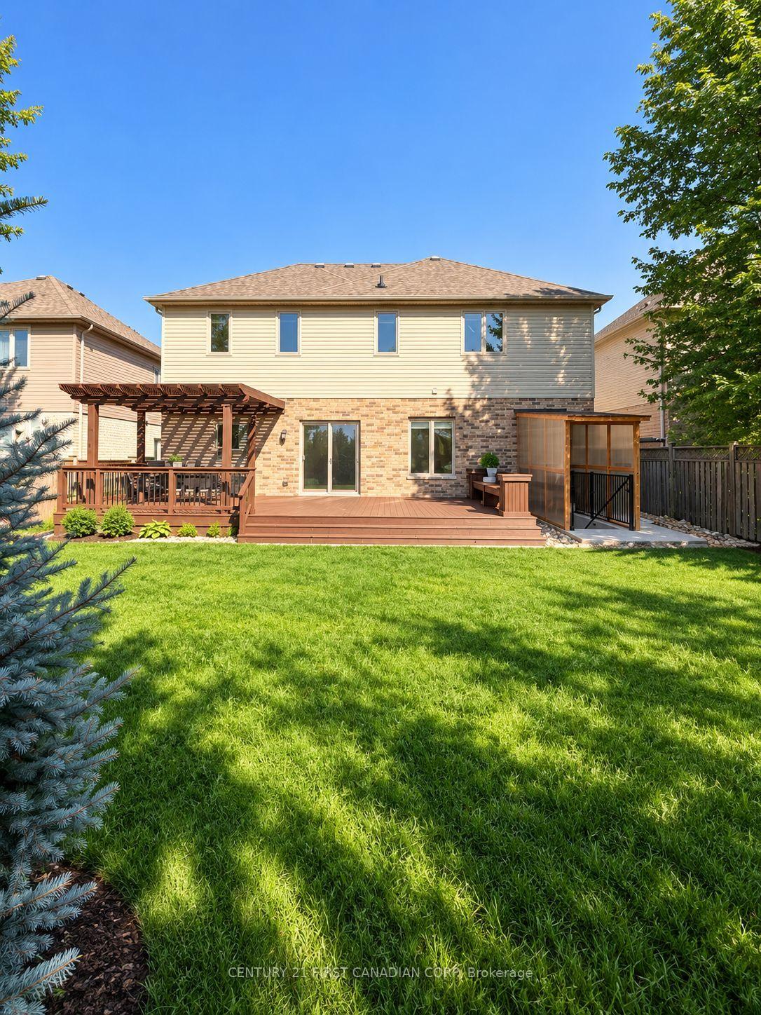 Photo 18 of 1025 Gleneagle Trail, London, North S — HOMEH