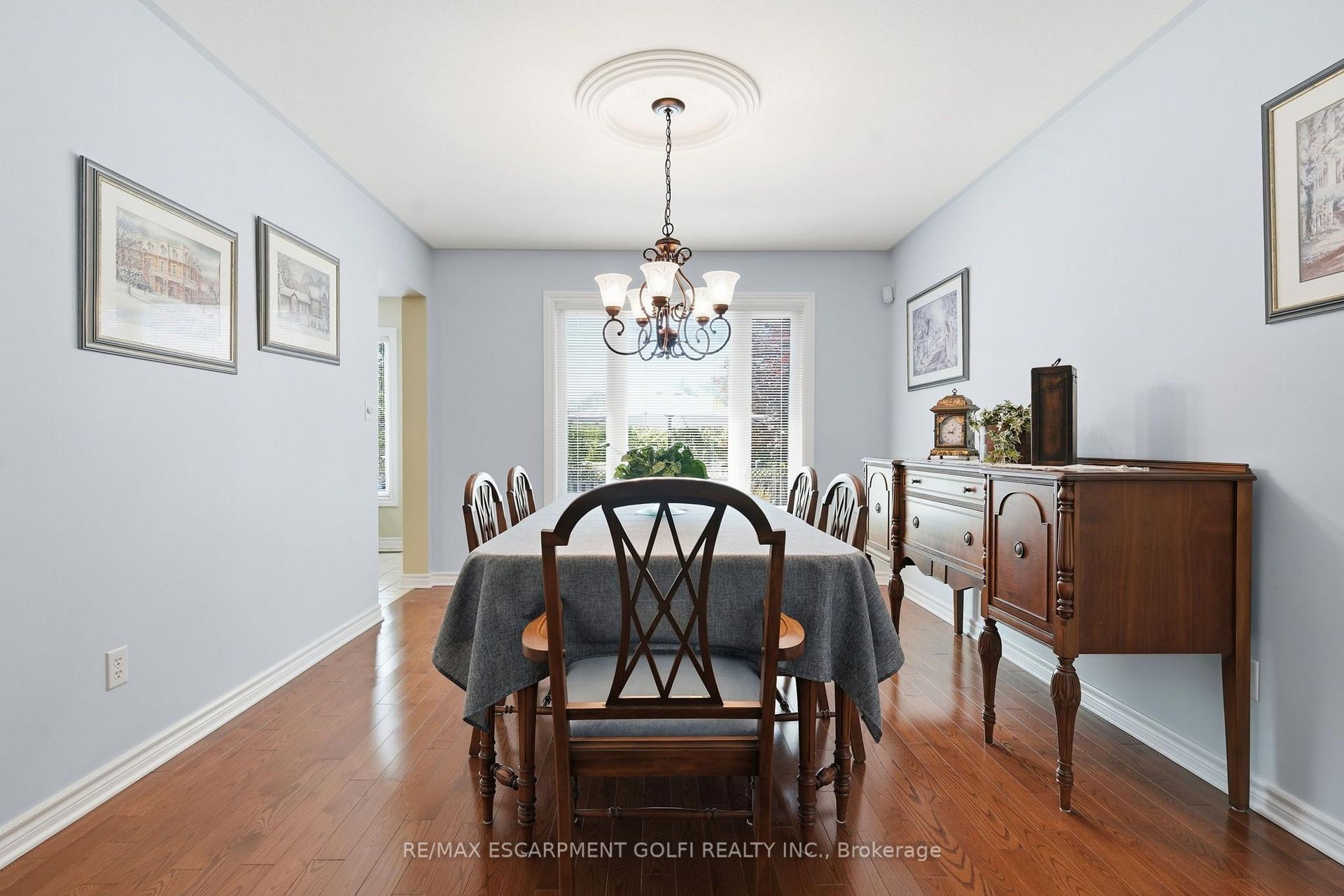 Photo 40 of 12 Harvest Oak Drive, Welland, Niagara College — HOMEH