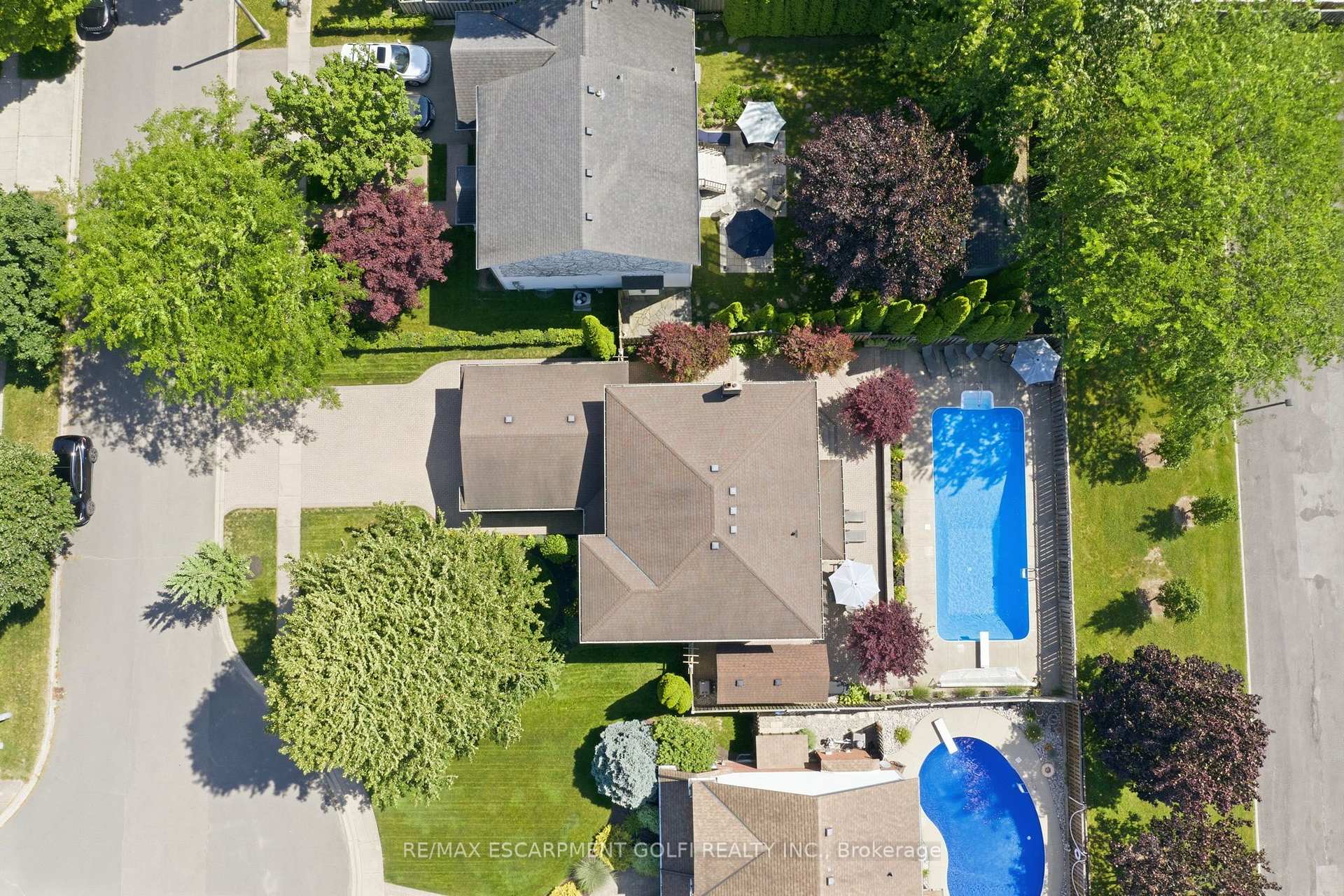 Photo 79 of 12 Harvest Oak Drive, Welland, Niagara College — HOMEH