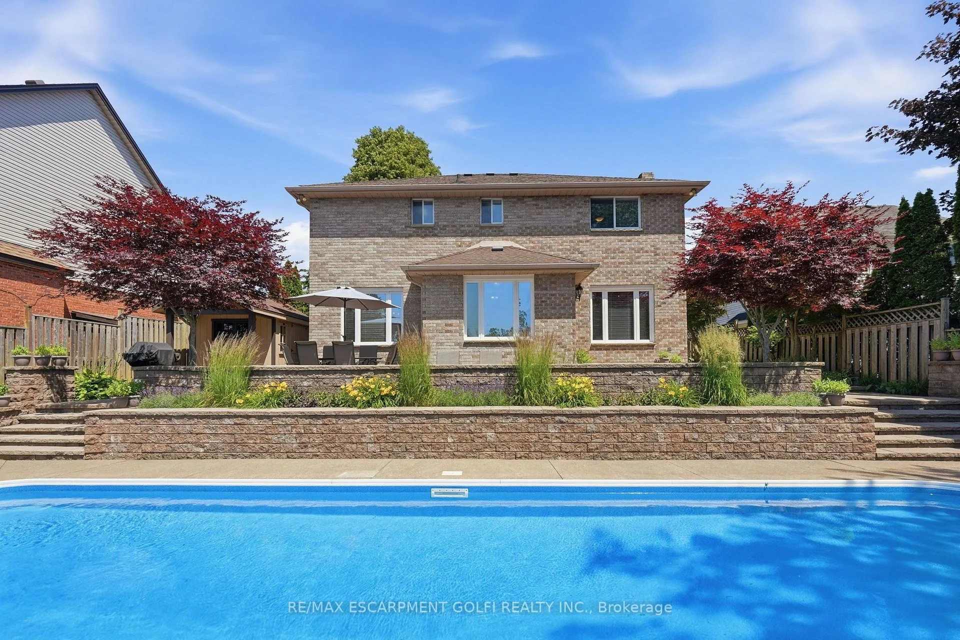 Photo 22 of 12 Harvest Oak Drive, Welland, Niagara College — HOMEH