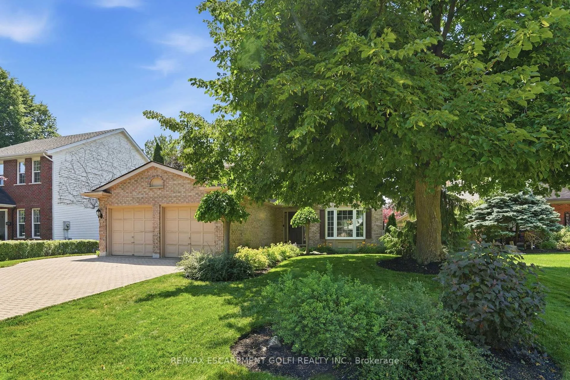 Photo 69 of 12 Harvest Oak Drive, Welland, Niagara College — HOMEH