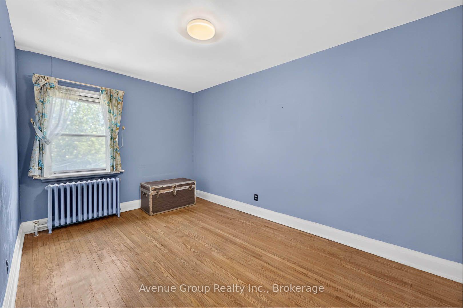 Photo 25 of 1 Warland Avenue, Toronto, East York — HOMEH
