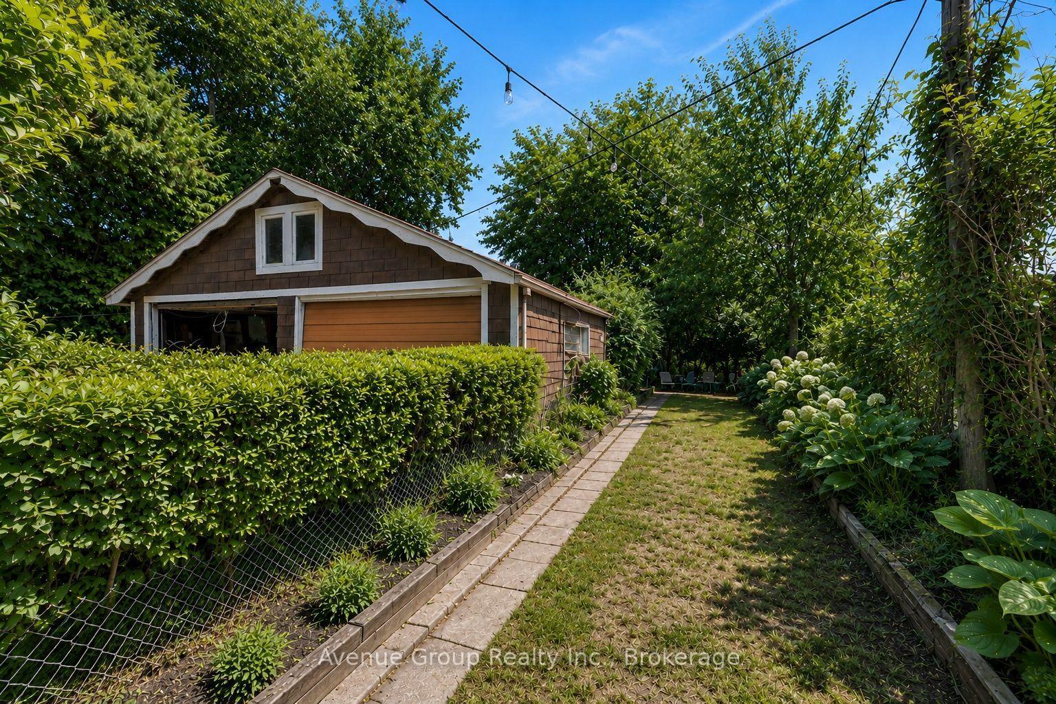 Photo 35 of 1 Warland Avenue, Toronto, East York — HOMEH