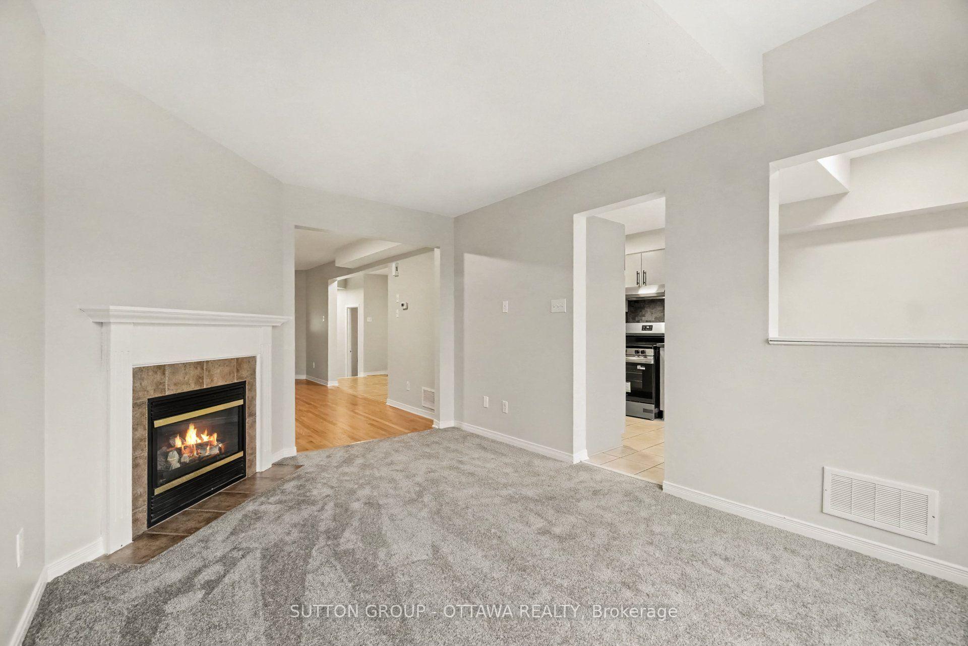 Photo 7 of 159 Colliston Crescent, Ottawa, Ridgemont — HOMEH
