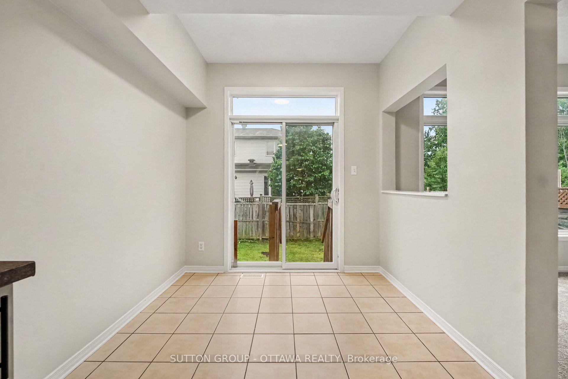 Photo 10 of 159 Colliston Crescent, Ottawa, Ridgemont — HOMEH