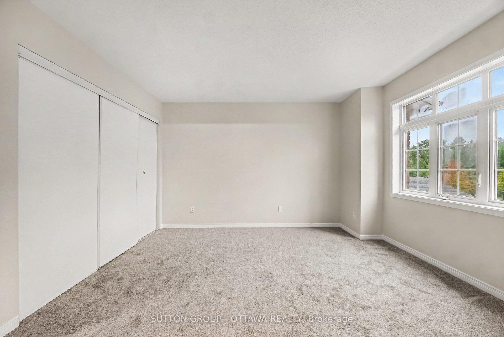 Photo 12 of 159 Colliston Crescent, Ottawa, Ridgemont — HOMEH