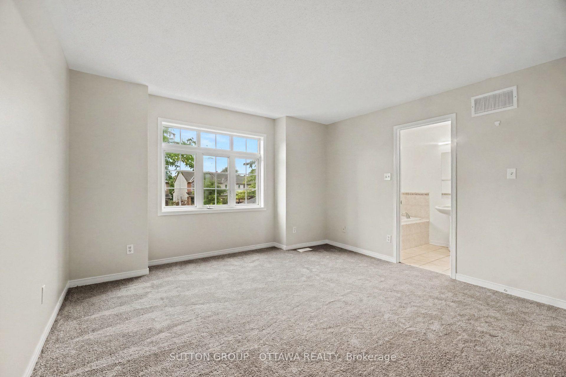 Photo 15 of 159 Colliston Crescent, Ottawa, Ridgemont — HOMEH