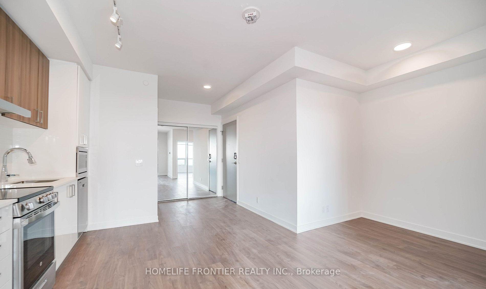 Photo 3 of Unit 2812, 50 Upper Mall Way, Vaughan, Brownridge — HOMEH