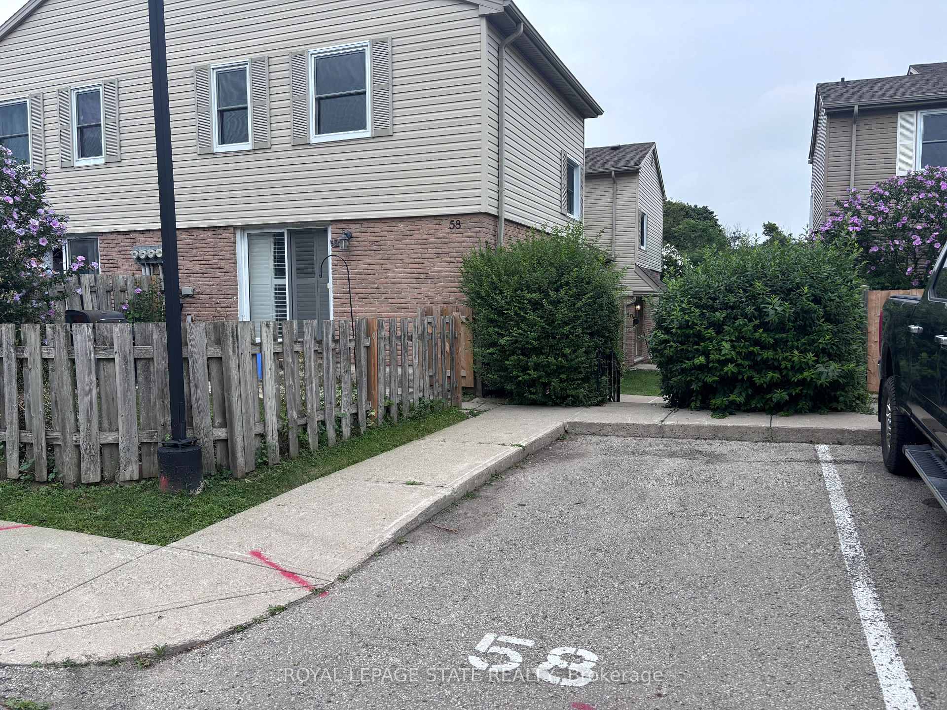 Photo 1 of Unit 58, 1300 Upper Ottawa Street, Hamilton, Quinndale — HOMEH