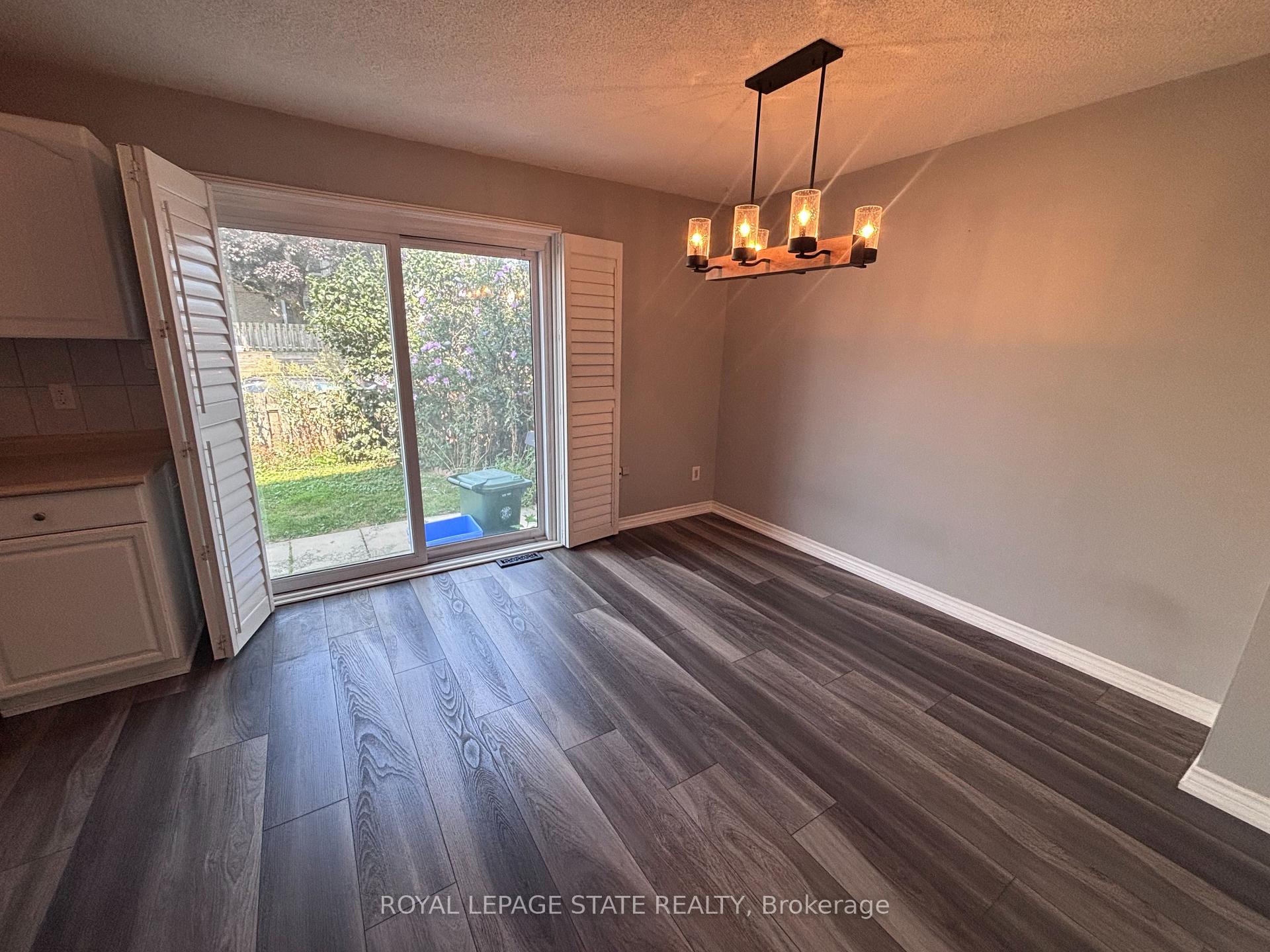 Photo 6 of Unit 58, 1300 Upper Ottawa Street, Hamilton, Quinndale — HOMEH