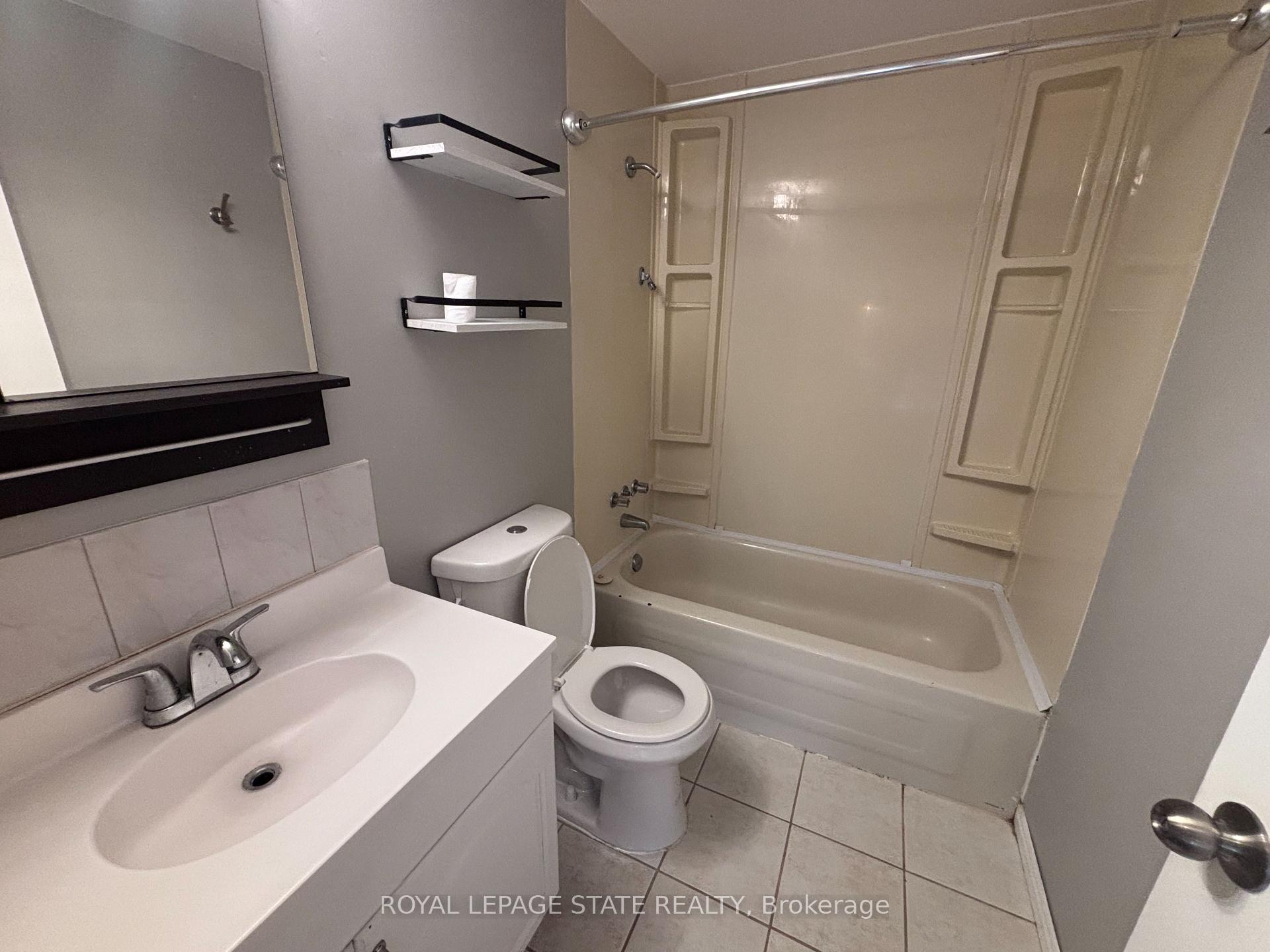 Photo 8 of Unit 58, 1300 Upper Ottawa Street, Hamilton, Quinndale — HOMEH