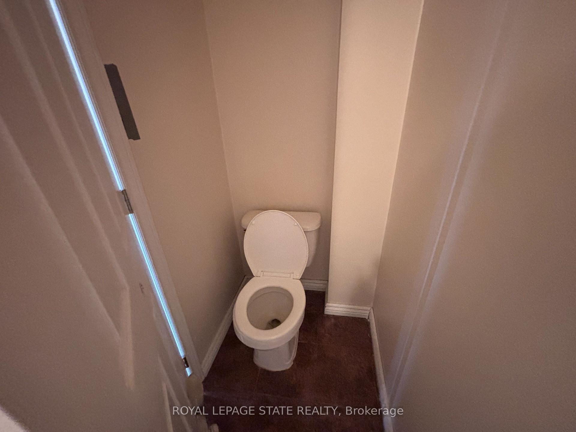 Photo 14 of Unit 58, 1300 Upper Ottawa Street, Hamilton, Quinndale — HOMEH