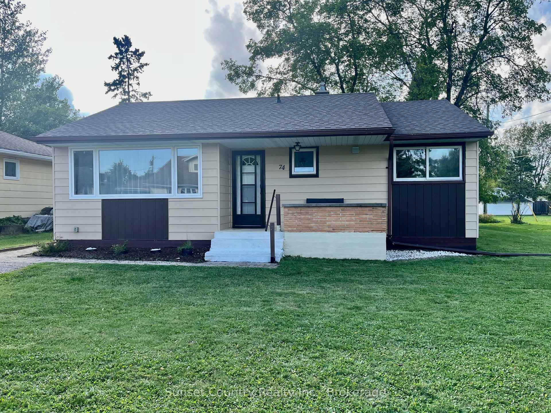 Photo 1 of 74 Elizabeth Avenue, Dryden, Milestone — HOMEH