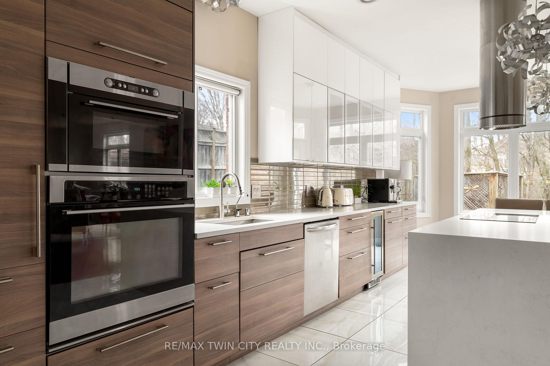 Photo 20 of 534 Birchleaf Walk, Waterloo, Westvale — HOMEH