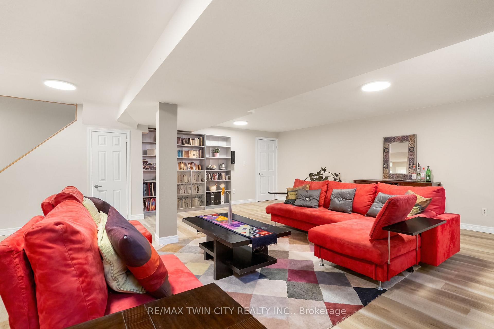 Photo 41 of 534 Birchleaf Walk, Waterloo, Westvale — HOMEH