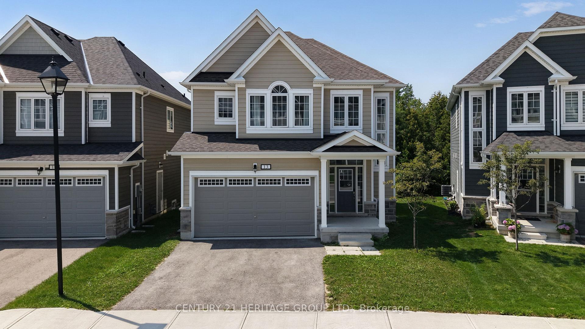 Photo 2 of 13 Abby Drive, Wasaga Beach — HOMEH