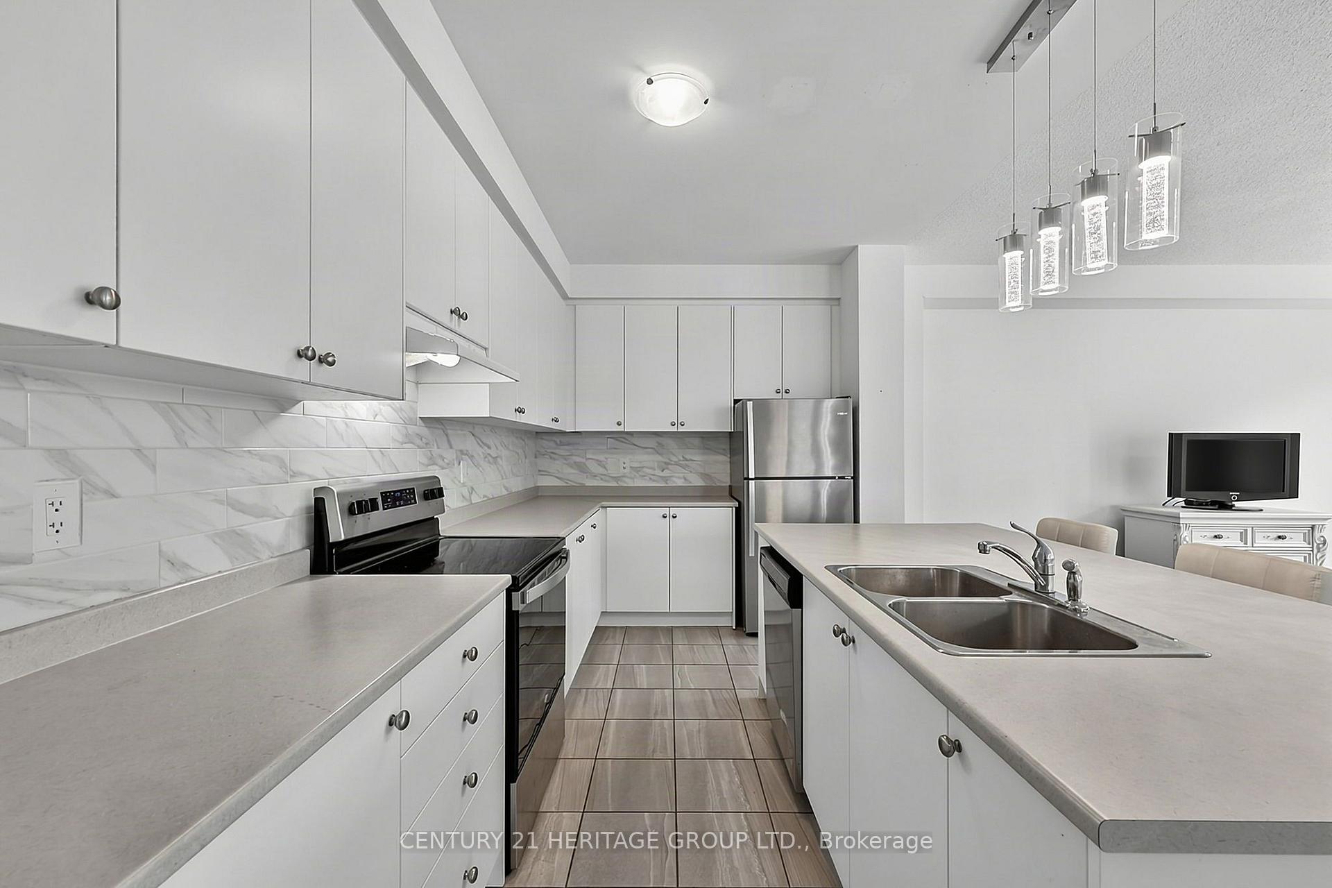 Photo 10 of 13 Abby Drive, Wasaga Beach — HOMEH