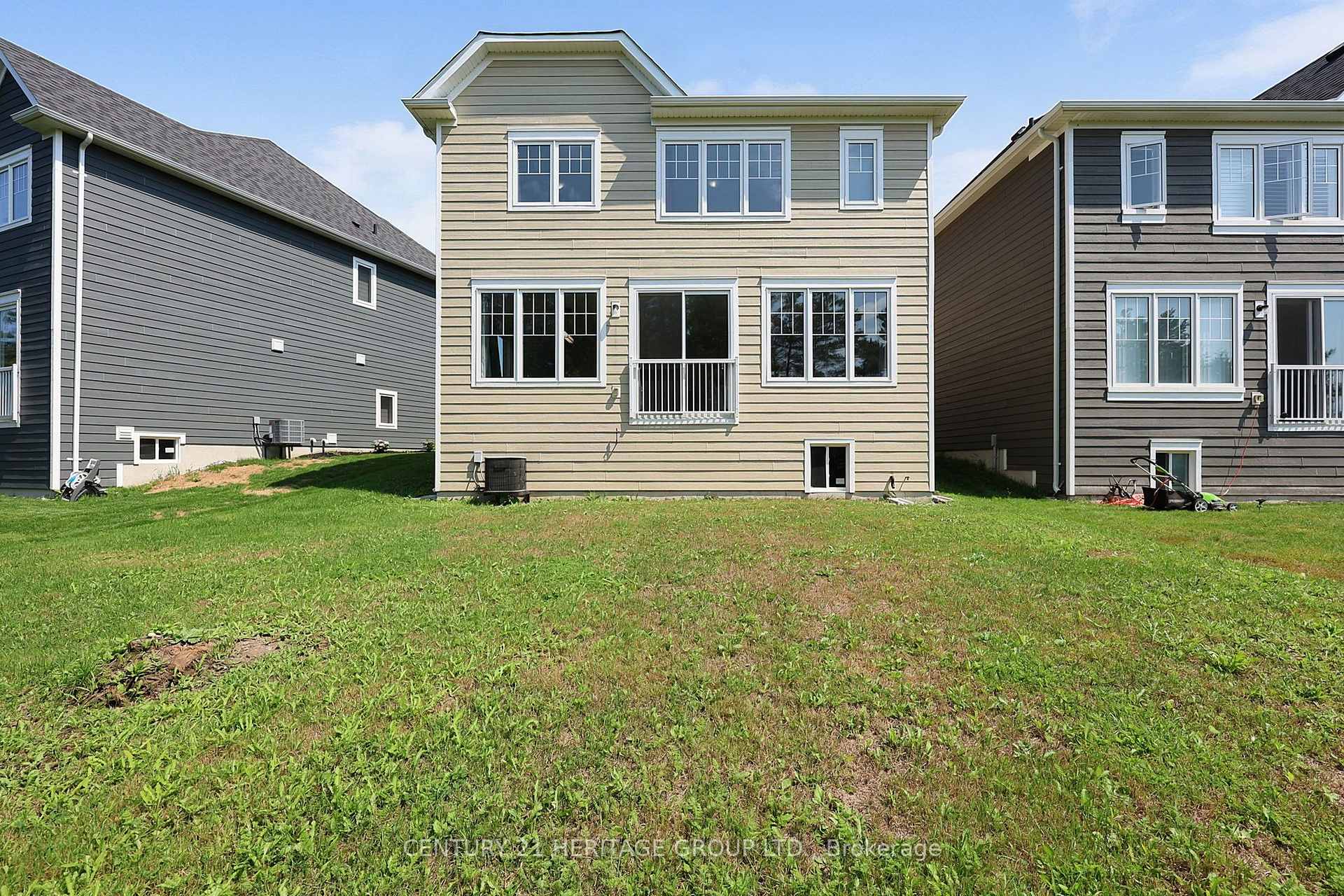 Photo 38 of 13 Abby Drive, Wasaga Beach — HOMEH