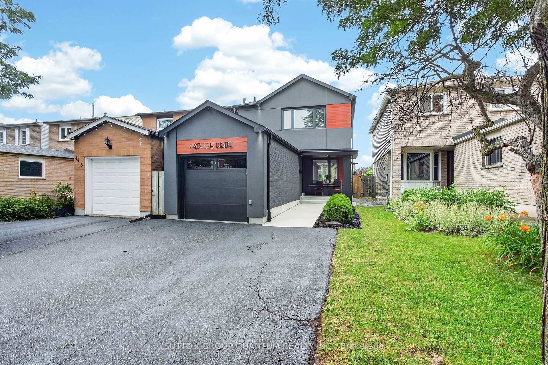 Photo 3 of 4413 Lee Drive, Mississauga, Rathwood — HOMEH