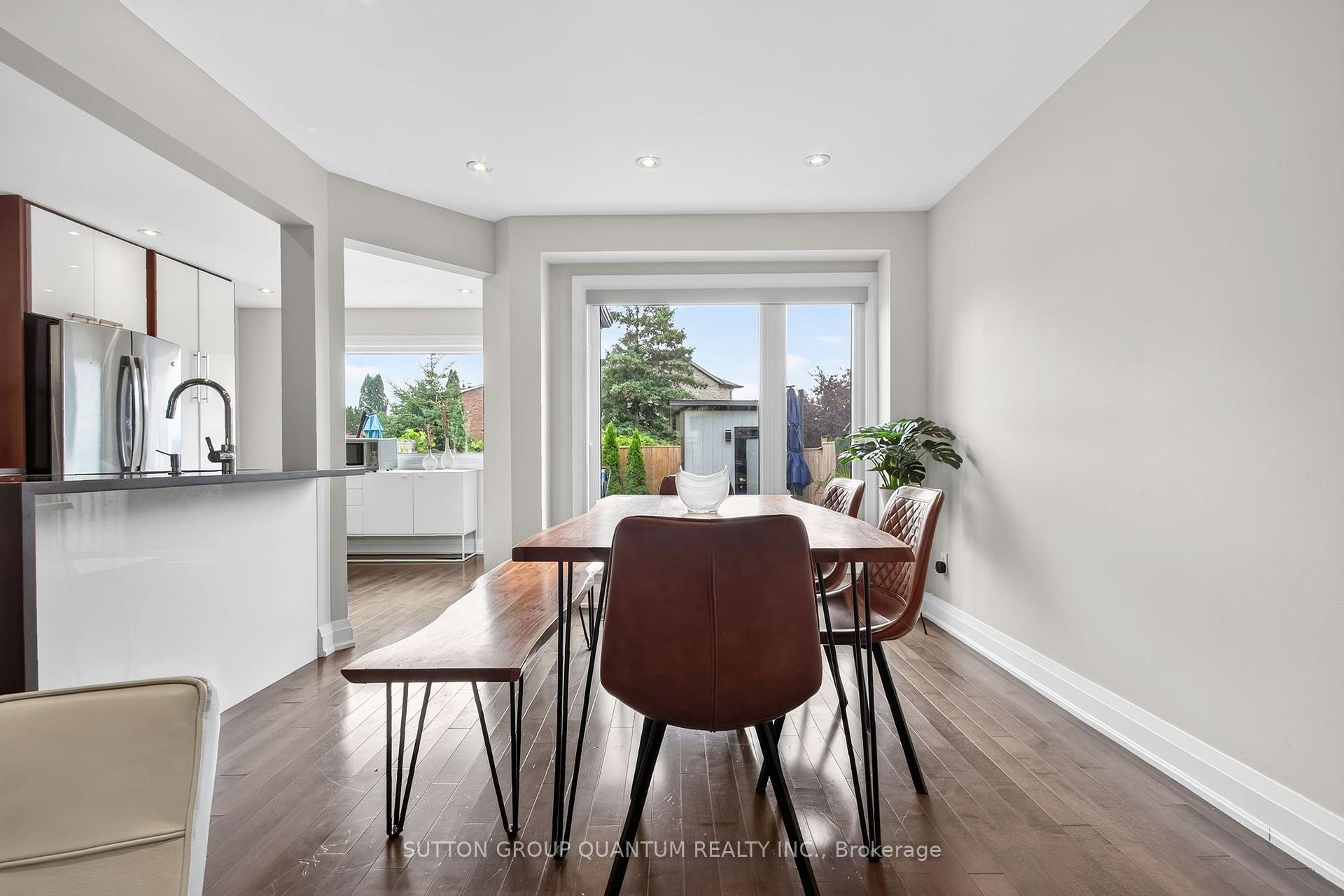 Photo 13 of 4413 Lee Drive, Mississauga, Rathwood — HOMEH