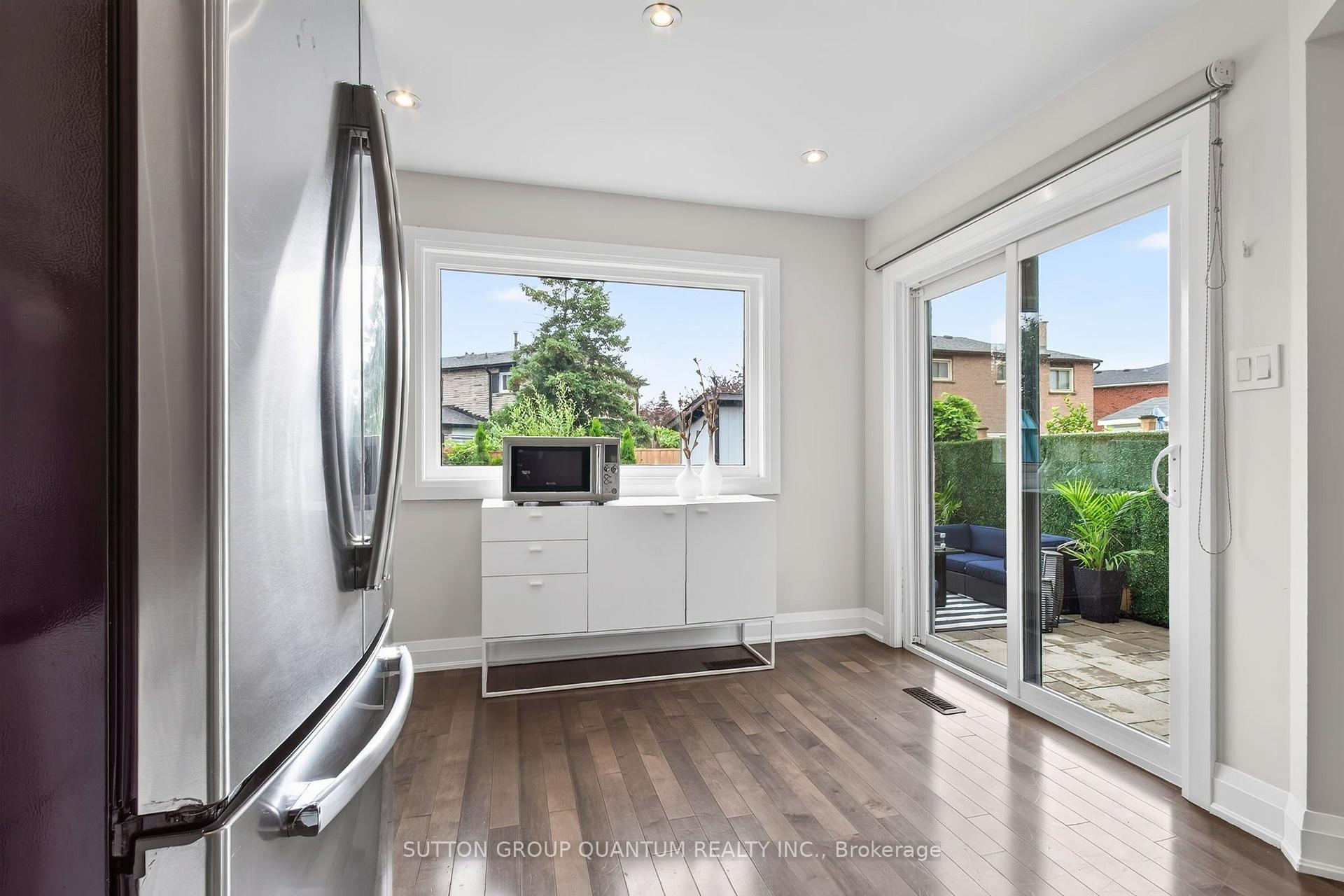 Photo 23 of 4413 Lee Drive, Mississauga, Rathwood — HOMEH