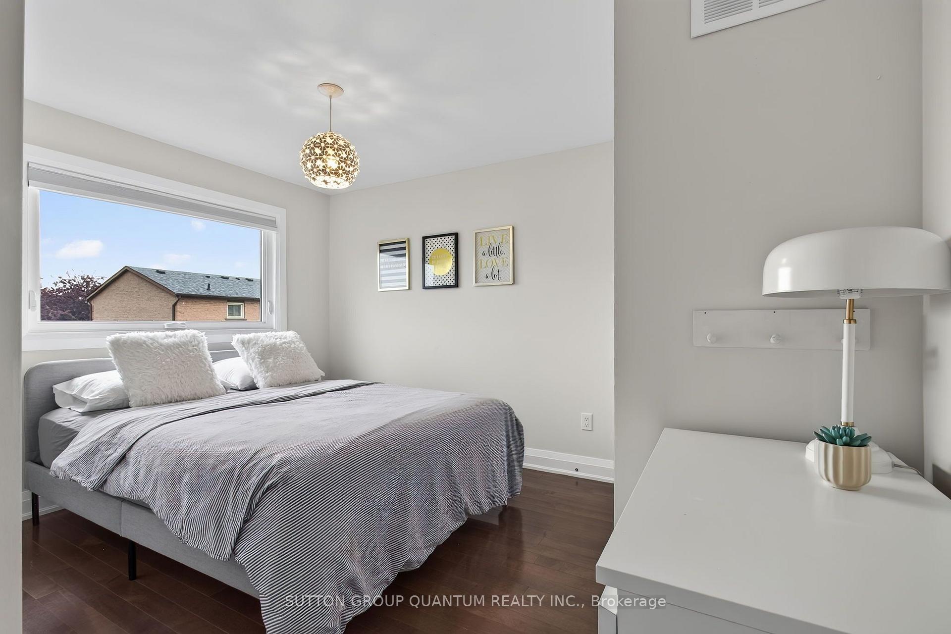 Photo 34 of 4413 Lee Drive, Mississauga, Rathwood — HOMEH