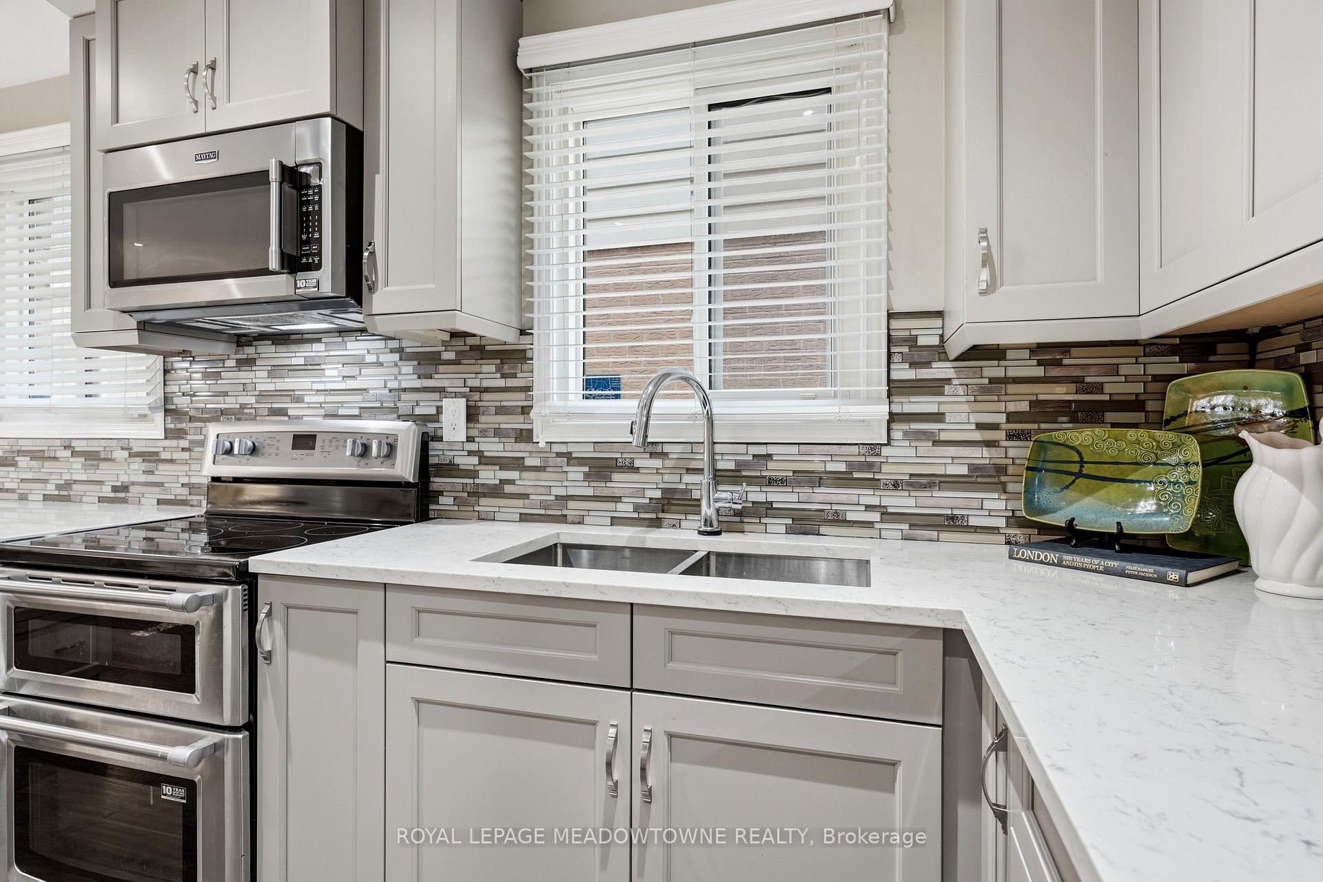 Photo 15 of 3089 Plum Tree Crescent, Mississauga, Meadowvale — HOMEH