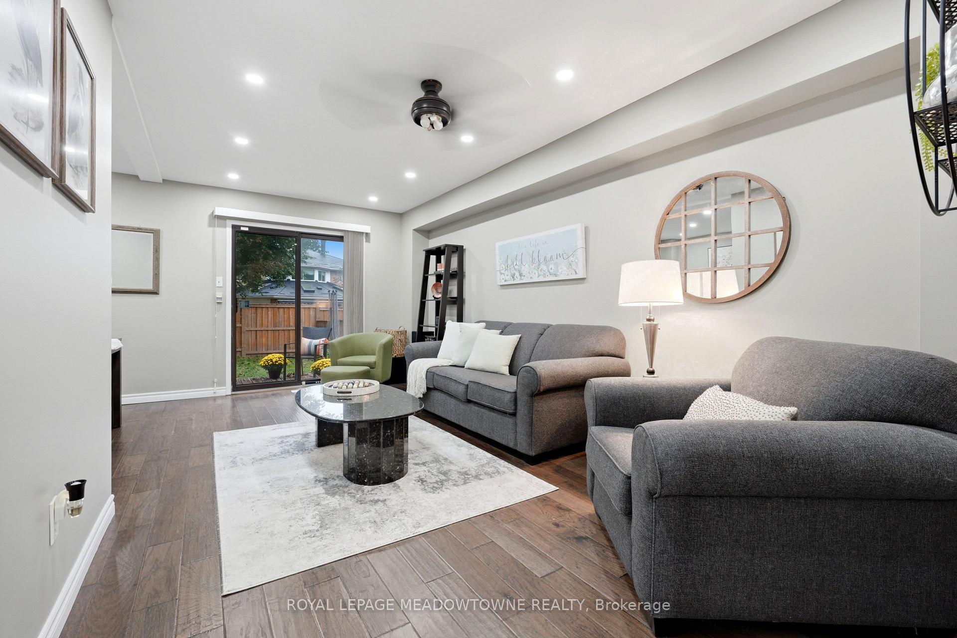 Photo 17 of 3089 Plum Tree Crescent, Mississauga, Meadowvale — HOMEH