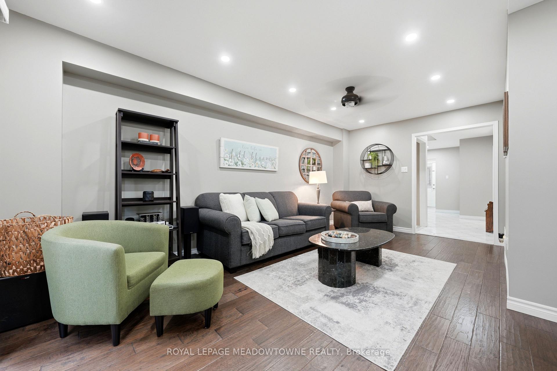 Photo 18 of 3089 Plum Tree Crescent, Mississauga, Meadowvale — HOMEH