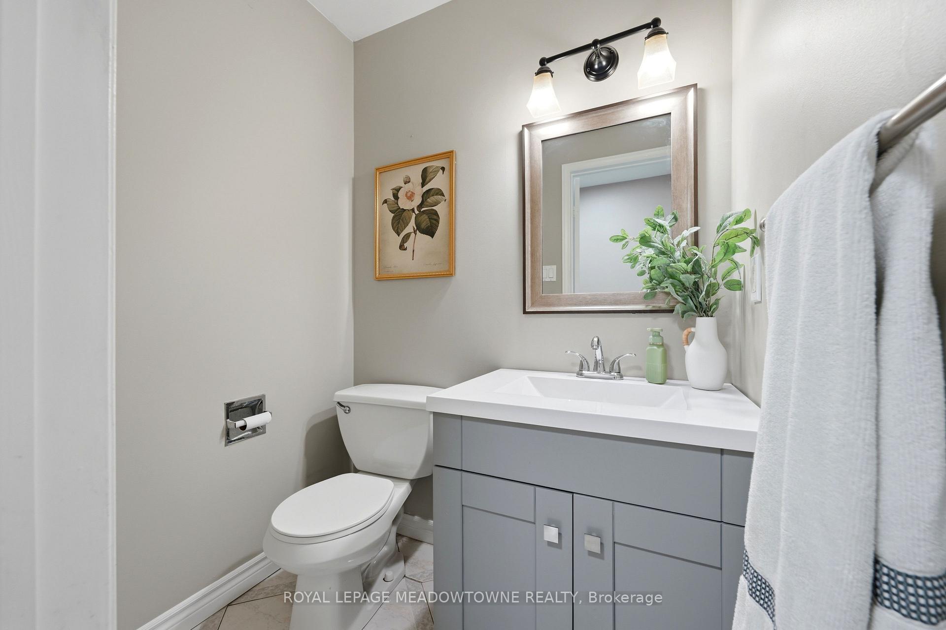 Photo 21 of 3089 Plum Tree Crescent, Mississauga, Meadowvale — HOMEH